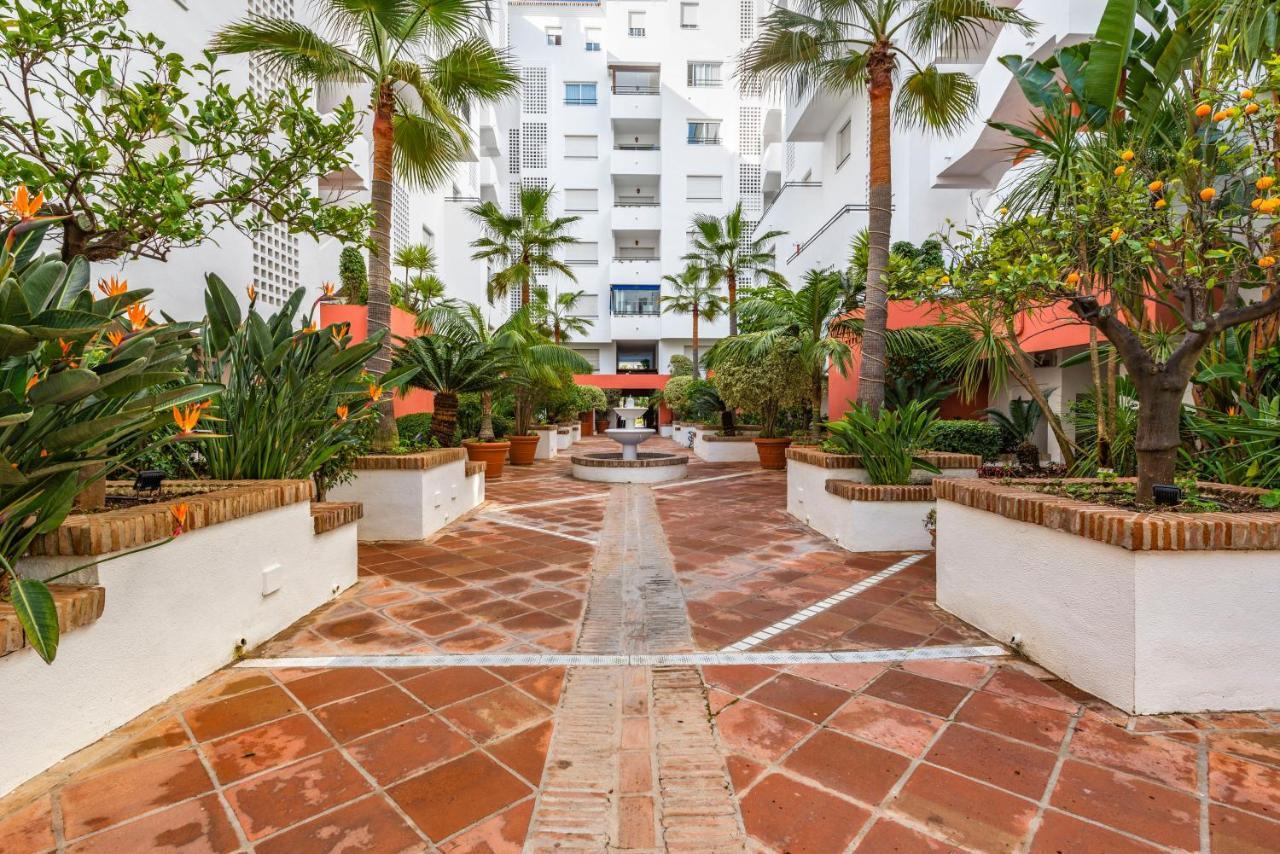 Modern Studio In Medina Garden - Puerto Banus ماربيا المظهر الخارجي الصورة